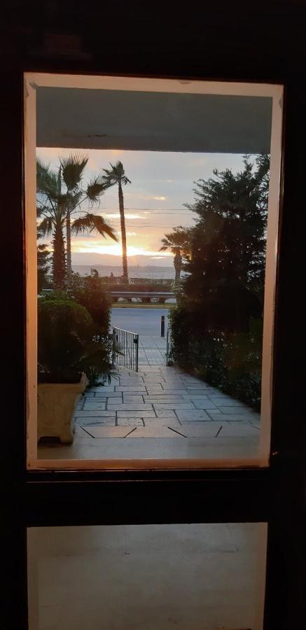 Athens Riviera Apt With Seaview, 15' To Acropolis 外观 照片