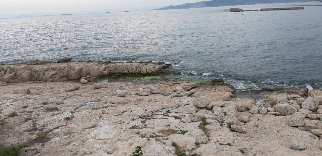 Athens Riviera Apt With Seaview, 15' To Acropolis 外观 照片